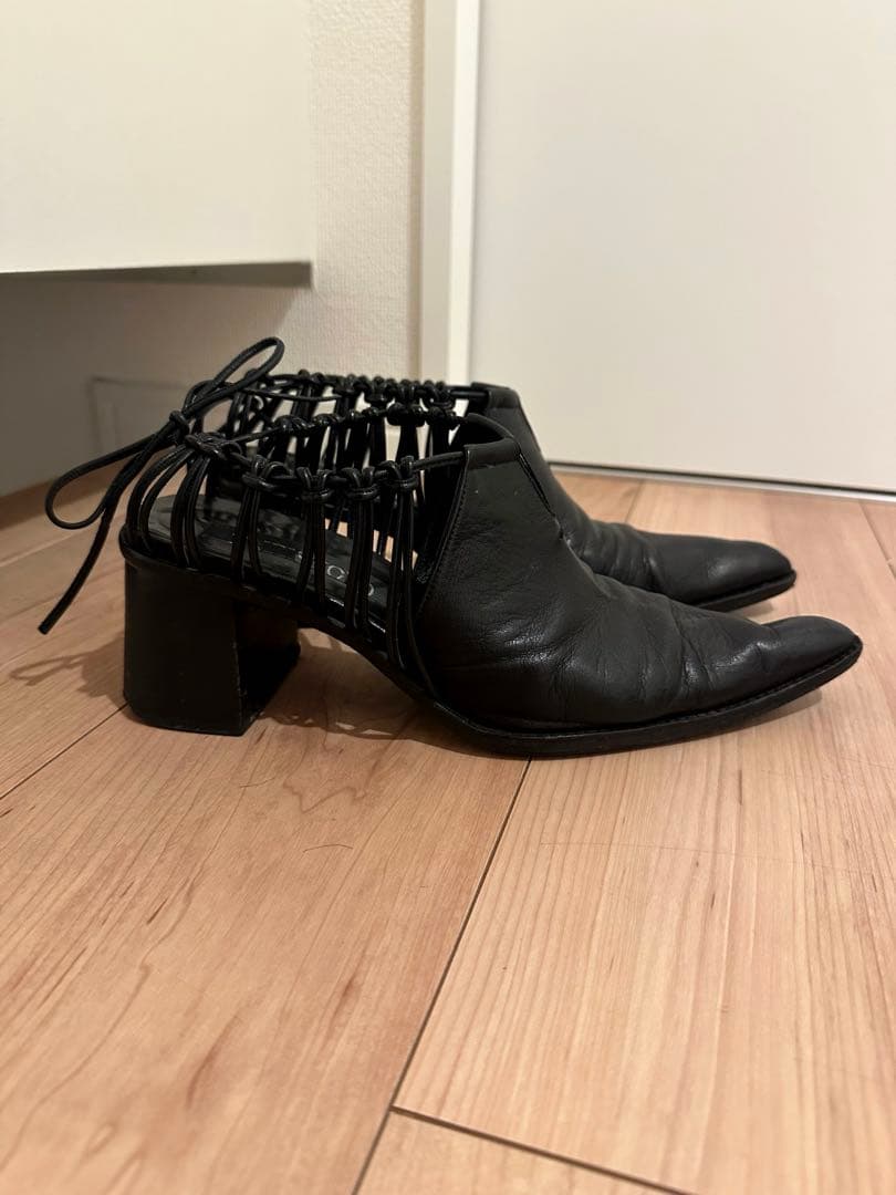 裏張り済み 【UNTISHOLD】 Klara 37 Black - メルカリ