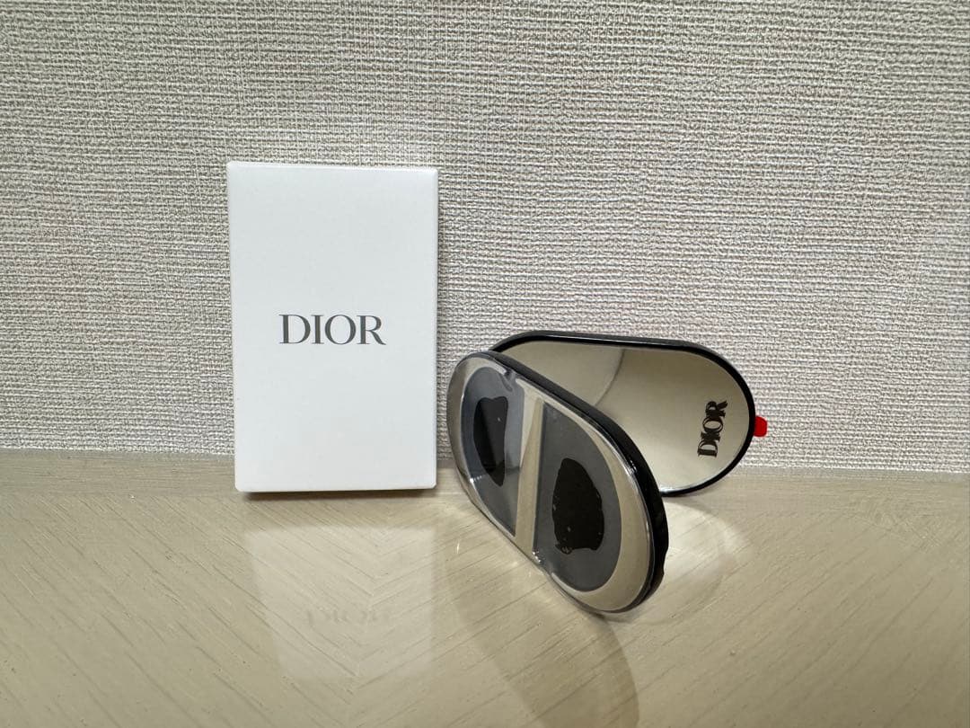 ディオール Dior ノベルティ ミラー 黒 スマホリング - メルカリ