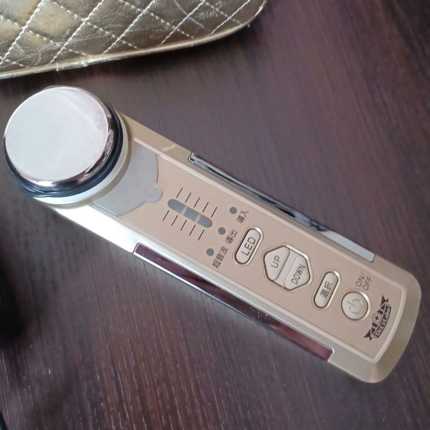 ドクターシーラボ ソニックリフトスペシャル 多機能超音波美顔器 美品