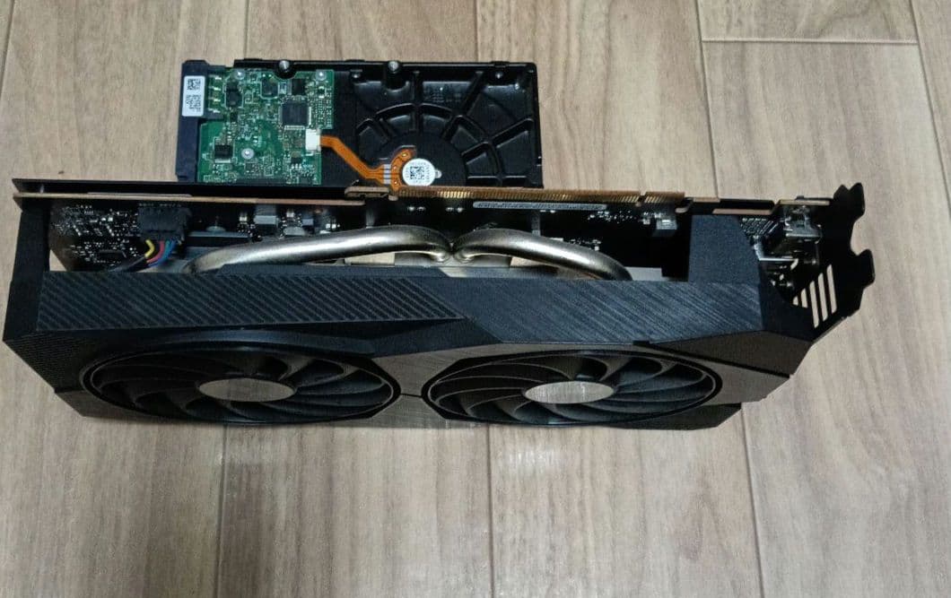 モンハンワイルズプレイ可能！グラボRadeon RX5500xt 可動品 - メルカリ