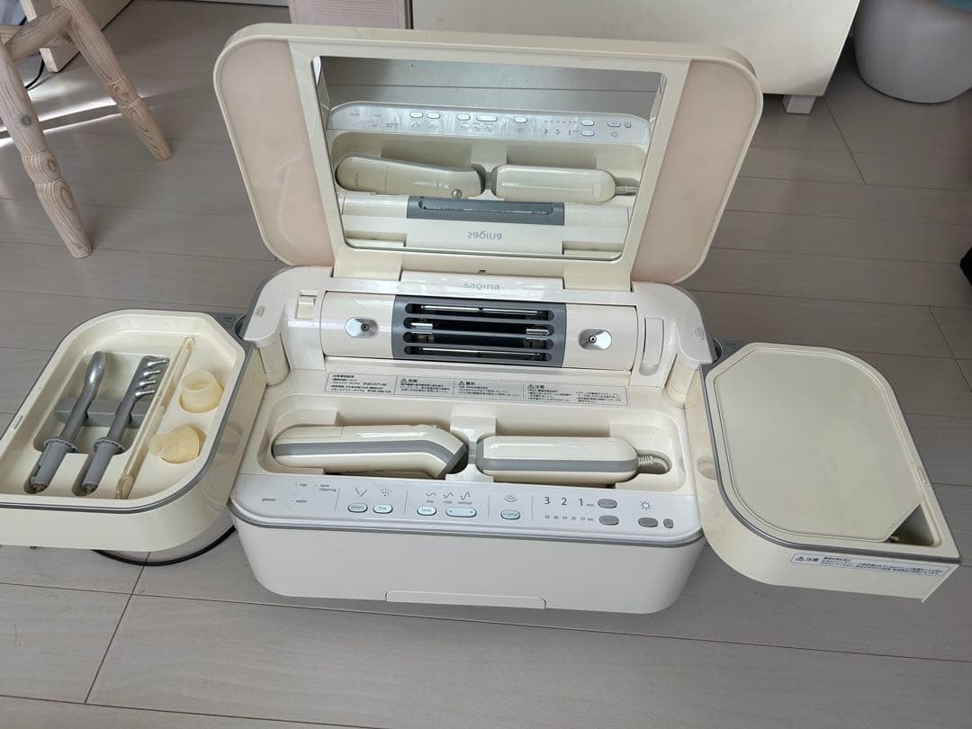 サキナ　saqina 美顔器 ビジュー ホームケア 美顔器 サキナビジュー SAQINABIJOU - メルカリ