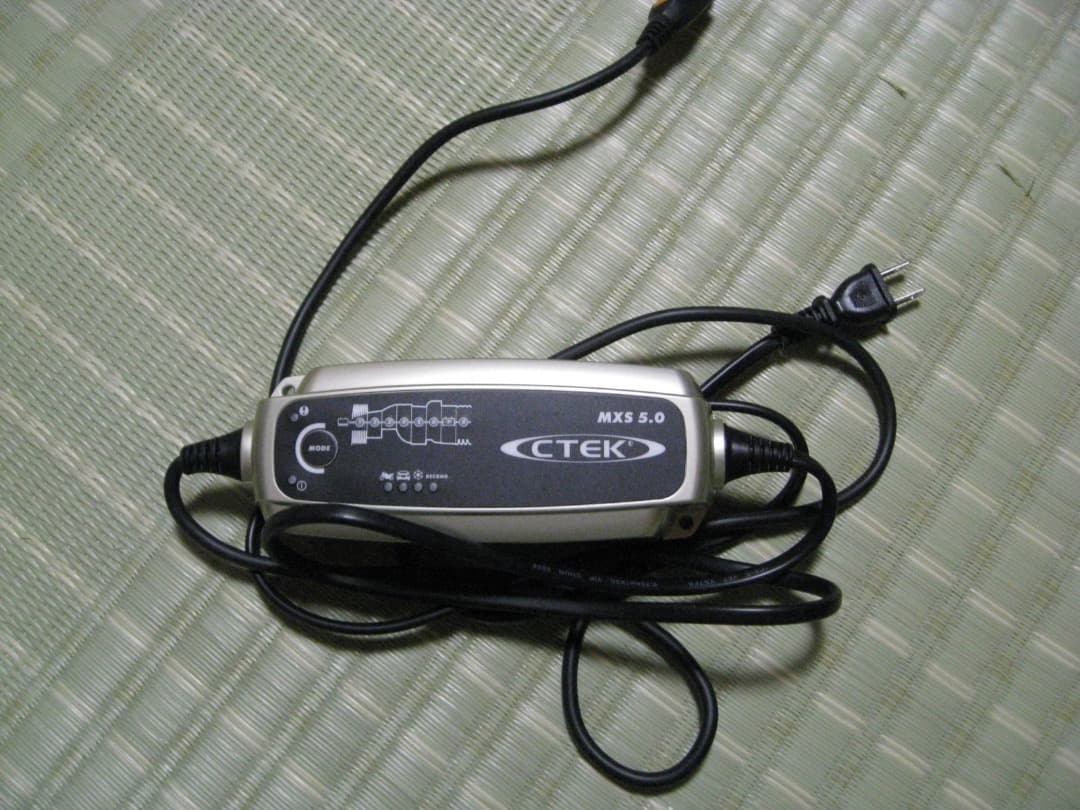 CTEK バッテリーチャージャー バッテリーセンス ラングラー ランクル