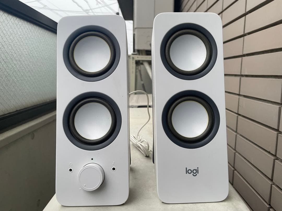 LGモニタ27UL500-W27インチロジクール スピーカーZ200nWH 付き