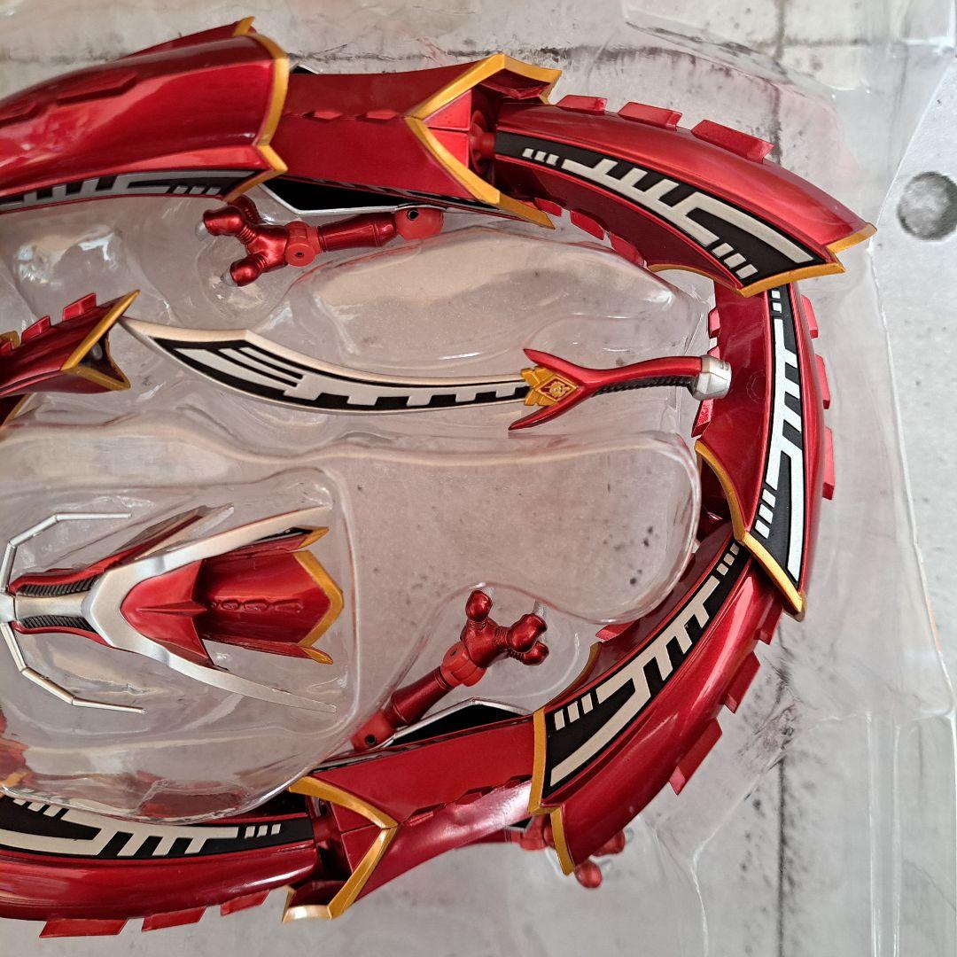 S.H.Figuarts 仮面ライダー龍騎 & ドラグレッダー