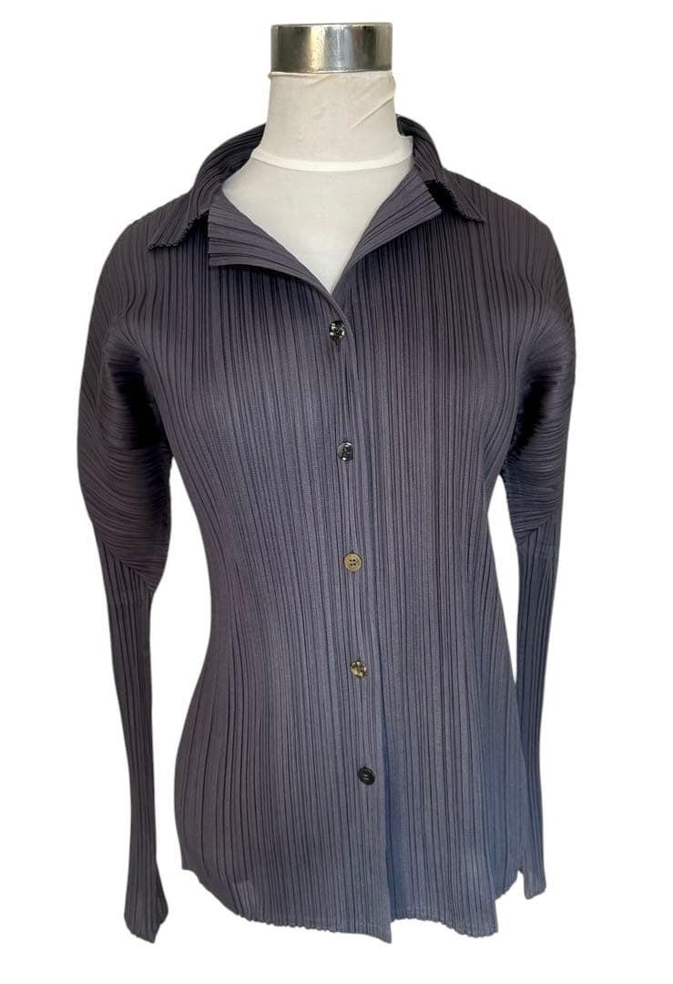《美品》 プリーツプリーズ 長袖 カーディガン シャツ 3（L相当）ダークグレイ
