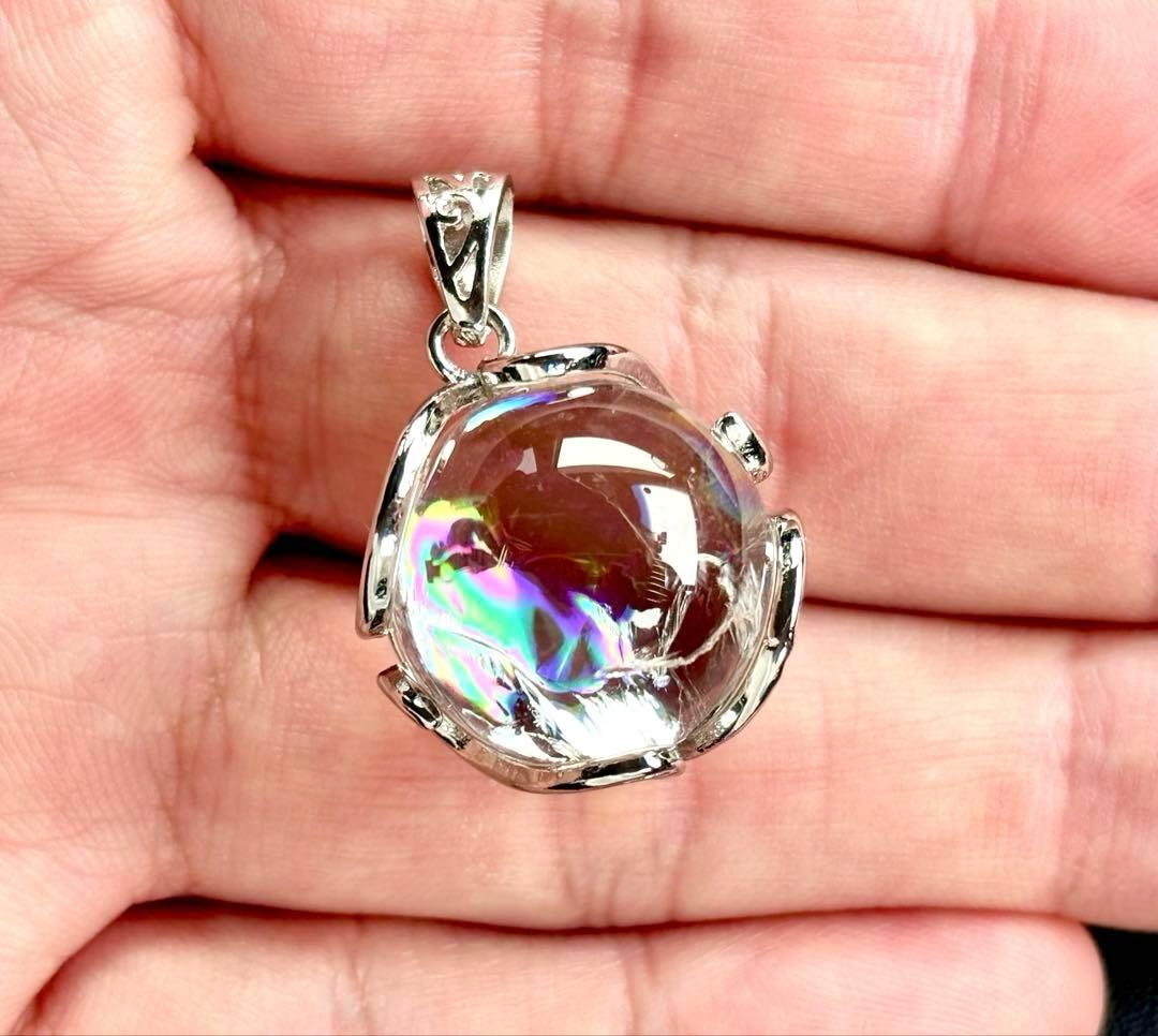 椿　永遠の愛を願う水晶の究極形態　虹のマスターウラルレムリアンスフィアPT