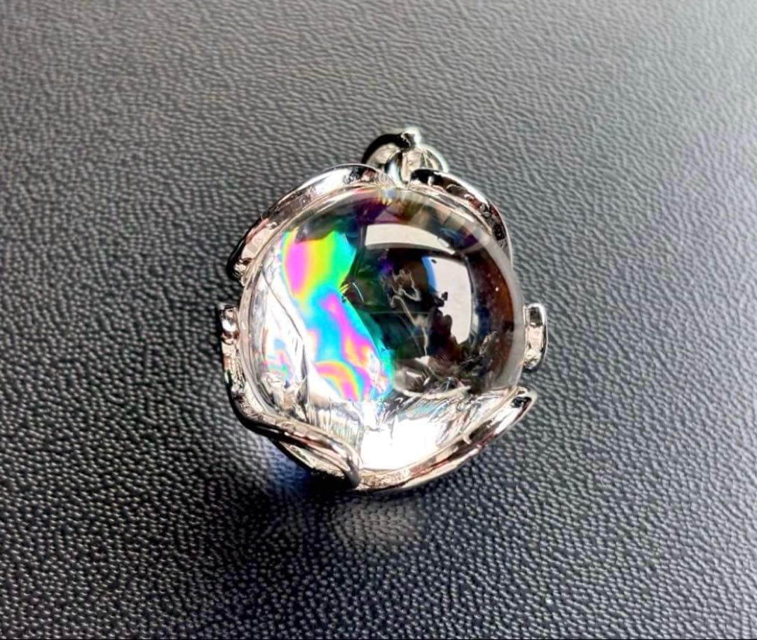 椿　永遠の愛を願う水晶の究極形態　虹のマスターウラルレムリアンスフィアPT