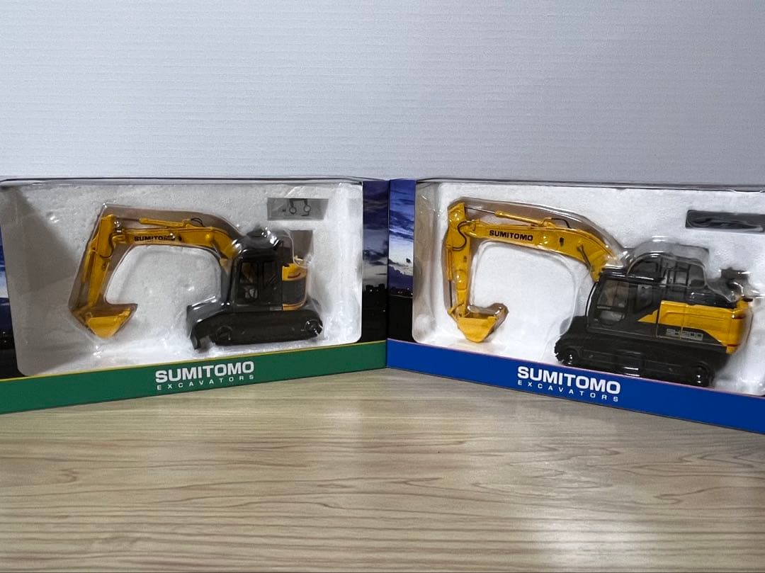 新品未開封！住友建機 ミニチュア SH200-8 135X-8 2台セット - メルカリ