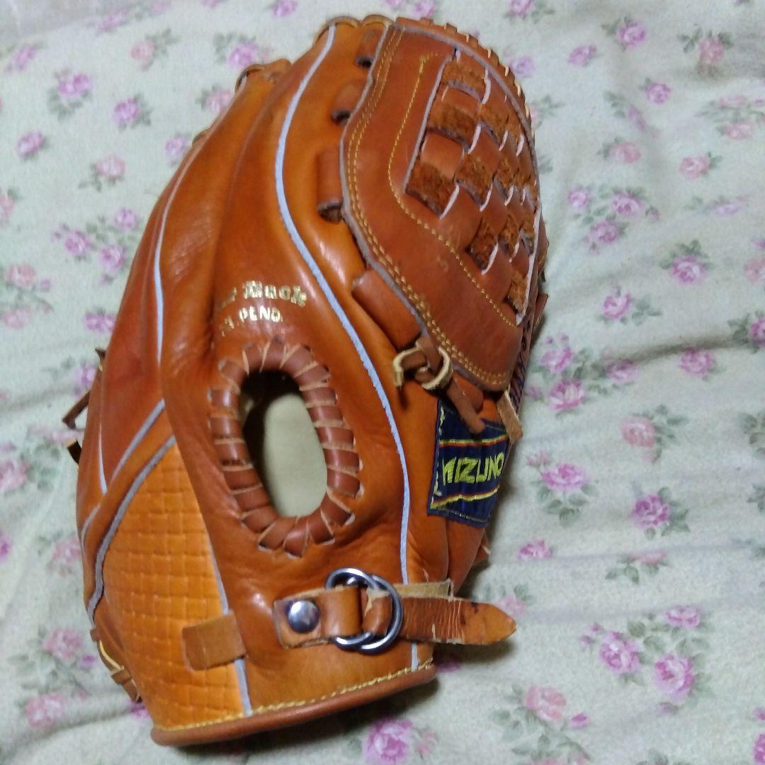 ミズノ GIANTS レザーグローブ ブラウン小林繁 バージョン - メルカリ
