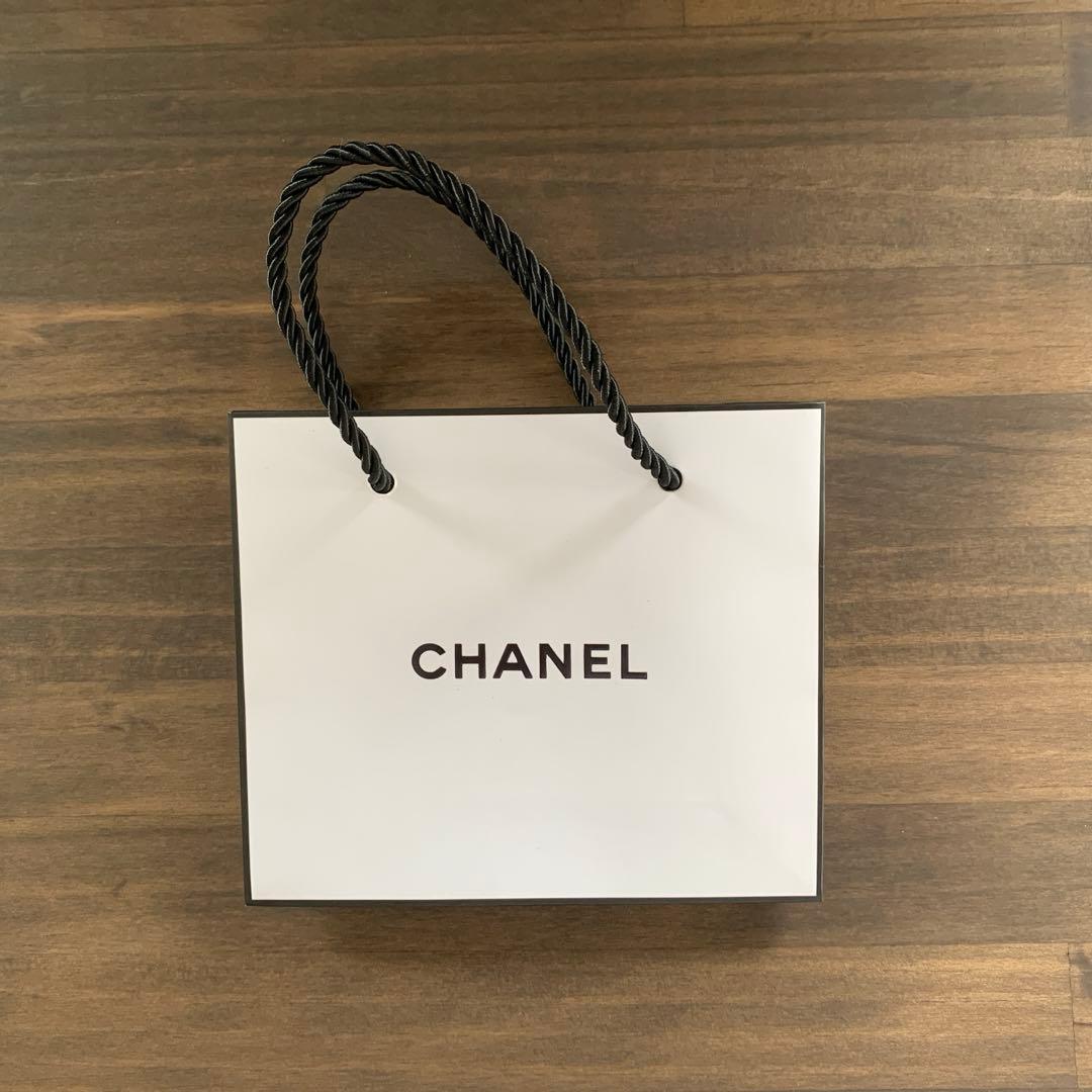 シャネル】ショッパー 3枚セット 大中小サイズ 化粧品 コスメ ホワイト