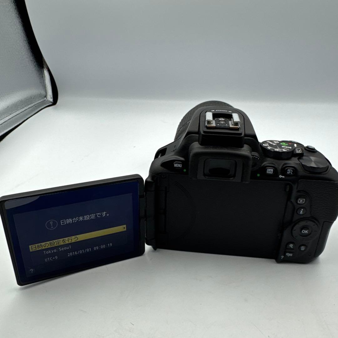 Nikon D5600 デジタル一眼レフカメラ 18-140mm VR D5600 デジタル一眼レフカメラ 18-140 VR レンズキット ブラック