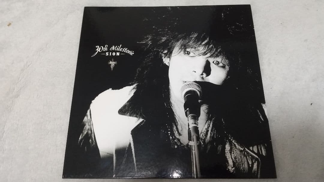 SION シオン / 30th milestone (限定盤3CD+1DVD) 30th milestone(30周年記念限定盤)/SION/シオン｜日本のロック