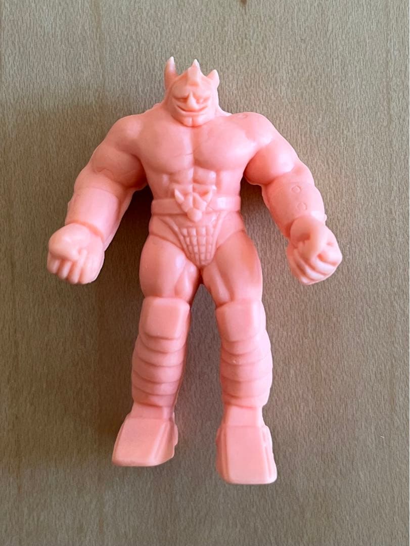 【年末限定値下げ】キン肉マン消しゴム（キン消し）幻の読者応募超人・募集超人鉄面鬼 限定値下げ】キン肉マン消しゴム（キン消し）幻の読者応募超人・募集