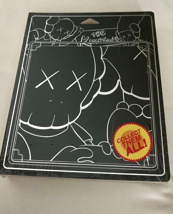 KAWS C10 新品未開封 KAWS C10: The Paintings of KAWS: KAWS: 9780971709409: Amazon.com