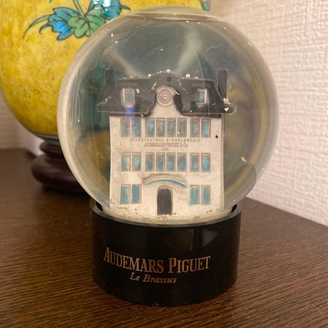 Audemars Piguet スノードーム New Release: Audemars Piguet Snow-Set Diamond Royal Oak Watches In