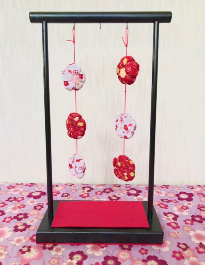 ちりめん細工飾り台3 吊るし飾り台 台座 ハンドメイド 飾り台 - メルカリ