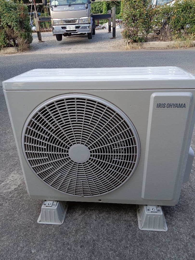 ♡ y ♡‼️エアコン室外機 エアコンカバー 室外機 アルミ製 大型タイプ ダークブラウン/ホワイト