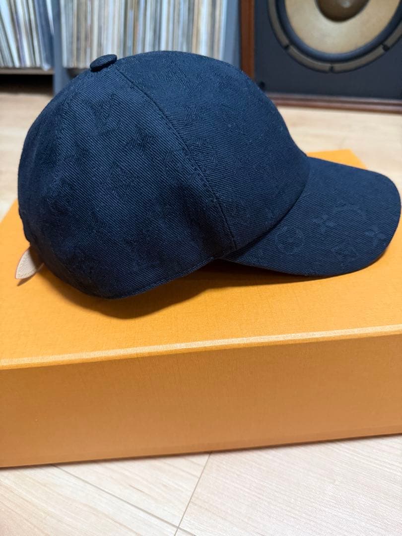 ルイヴィトン キャスケット モノグラム エッセンシャル 帽子 黒 62