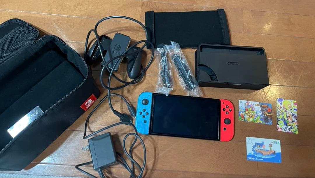 Nintendo Switch 本体充電器ケース　ソフトマイクロSDおまけ有 Nintendo Switch 本体充電器ケース ソフトマイクロSDおまけ有