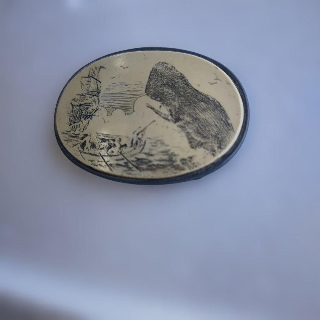 ビンテージ ベルトバックル クジラ 船 彫刻 楕円 アンティーク - メルカリ