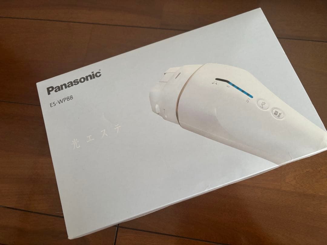 Panasonic ES-WP98 美顔器 Panasonic / 光美容器 光エステ＜ボディ＆フェイス用＞ ES-WP98の公式