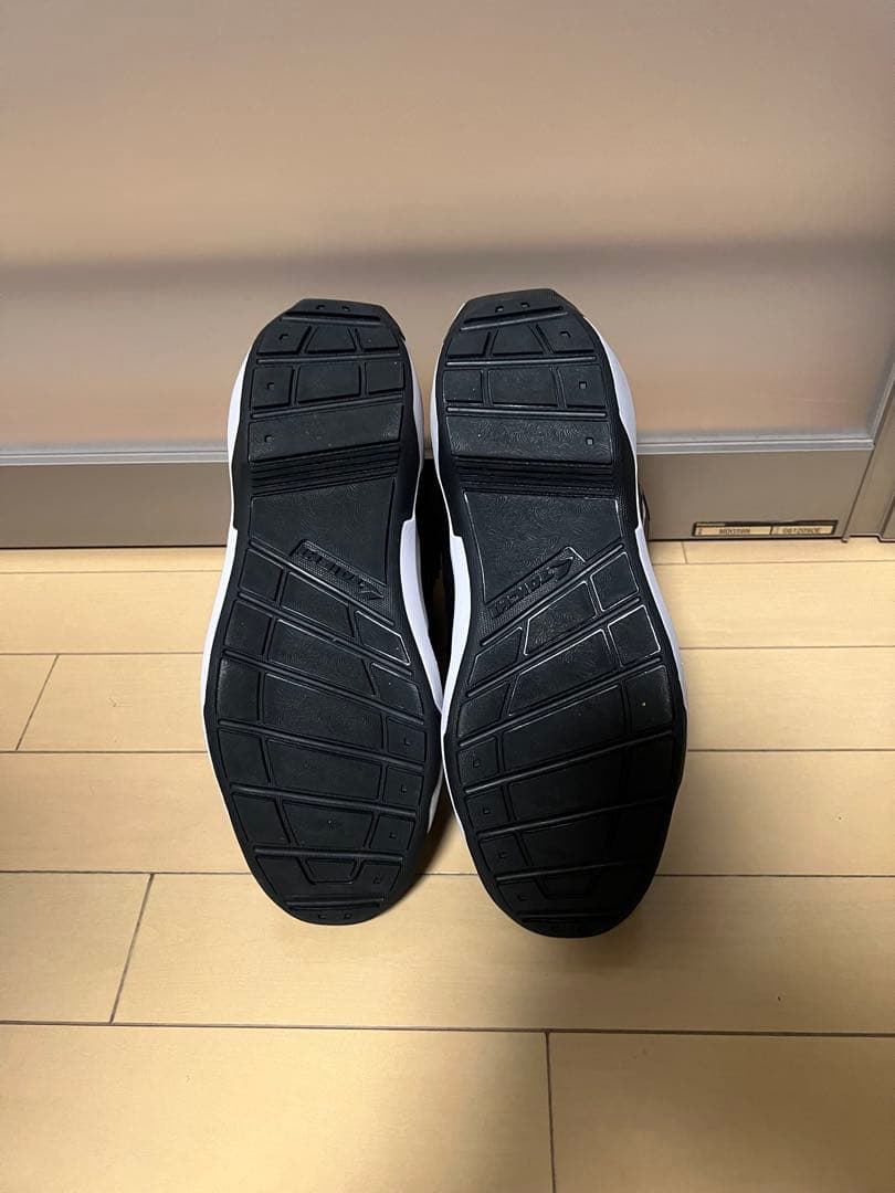 TAICHI RSS013 バイク用靴 27.0cm ブラック/ホワイト