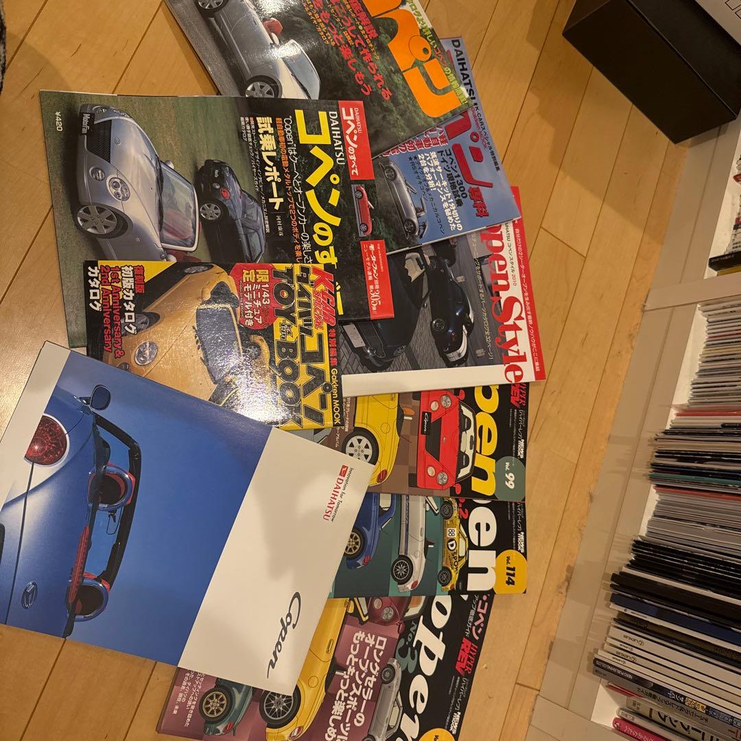 ダイハツ　コペン　雑誌セット ダイハツコペン 1/18スケール 組み立て式ミニカー バインダー+冊子4冊