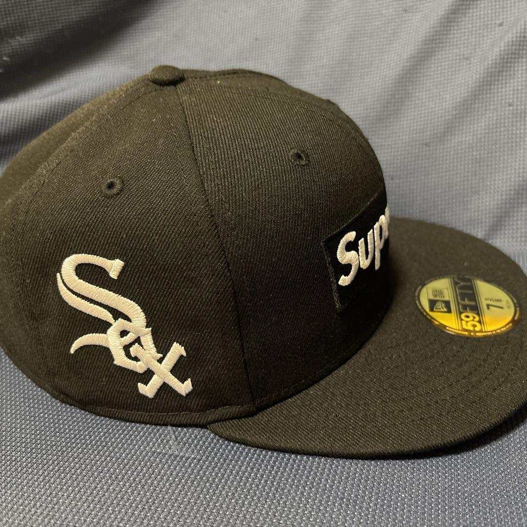 シュプリーム ニューエラ ホワイトソックス ブラック キャップ 7 3/8