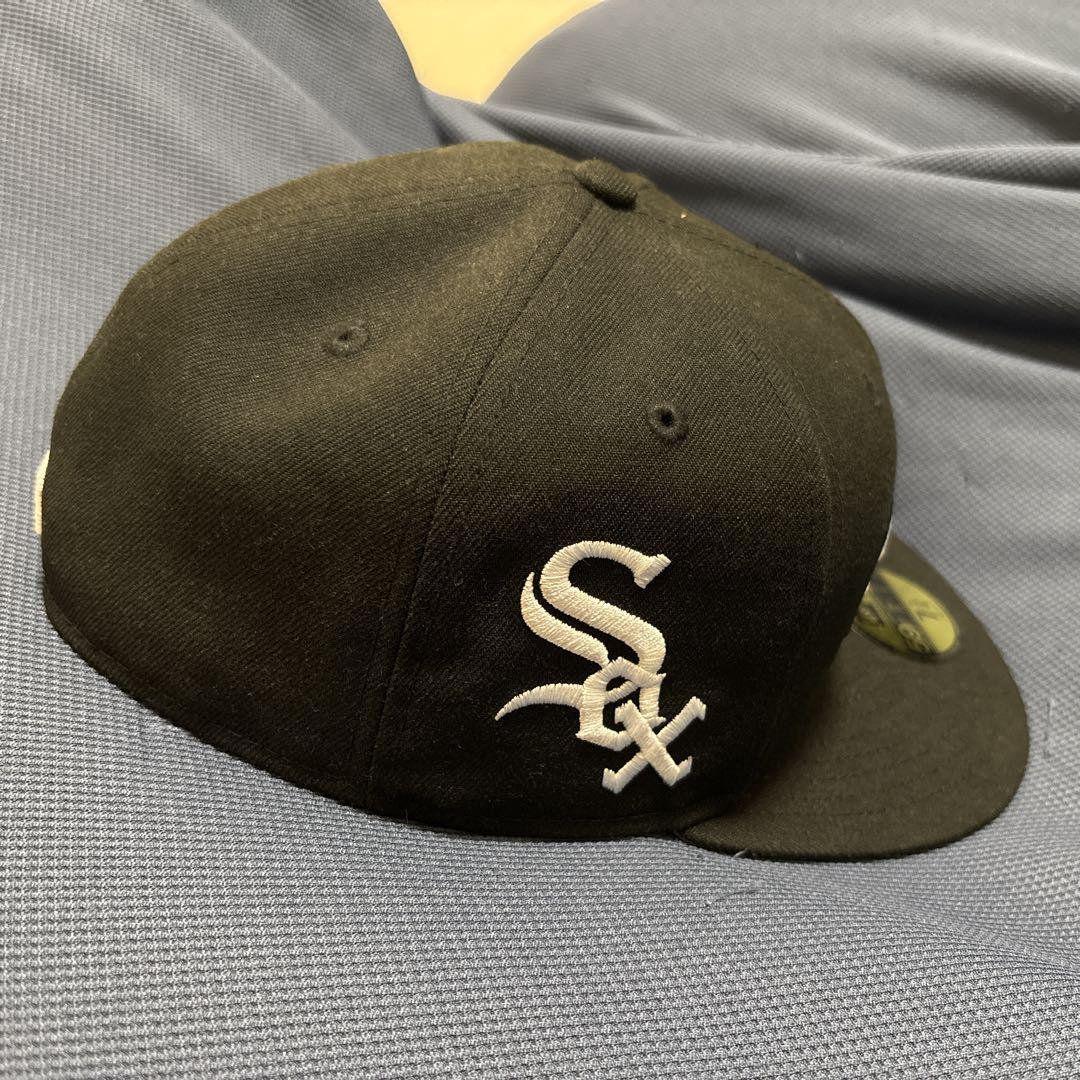 シュプリーム ニューエラ ホワイトソックス ブラック キャップ 7 3/8