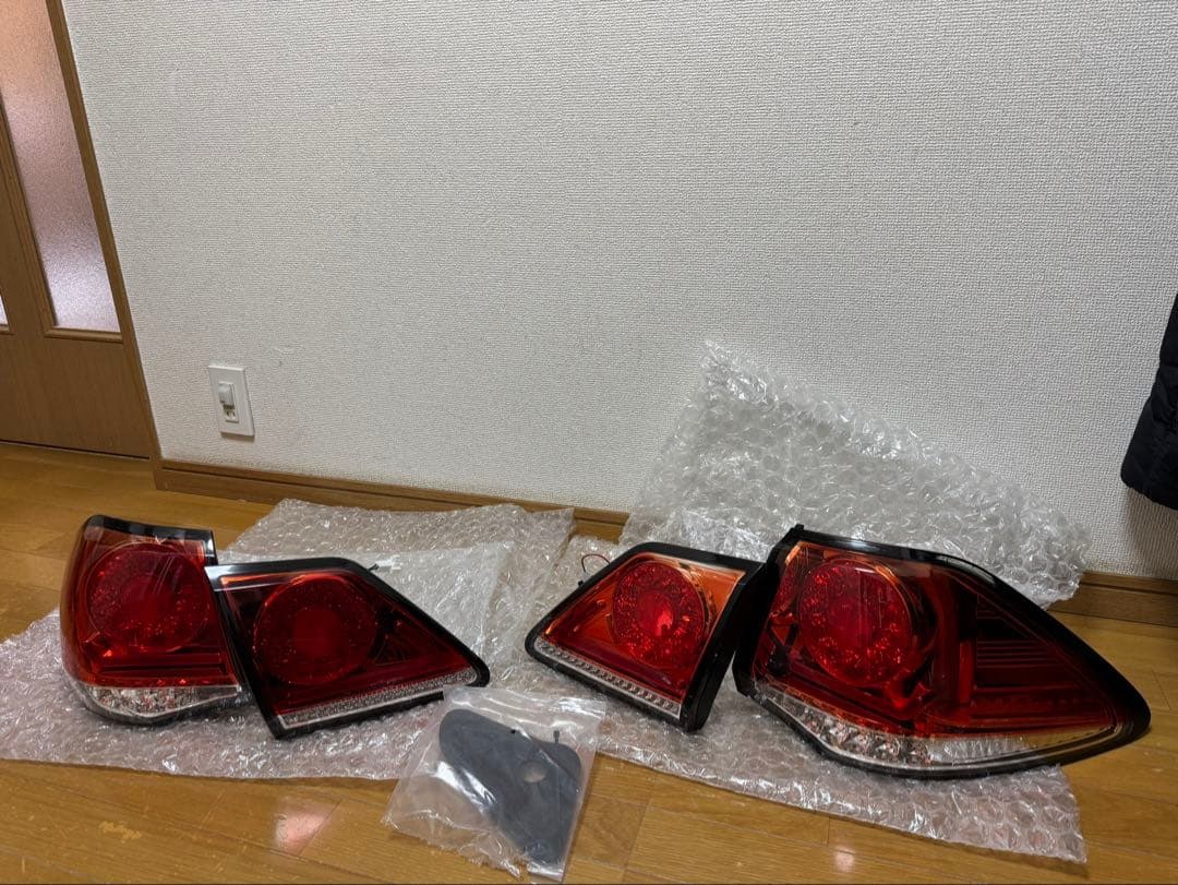 最終値下げ 200系クラウン　ファブレス　テール　左右セット ファブレス公式サイト » FABULOUS クラウン フルLEDテールレンズキット