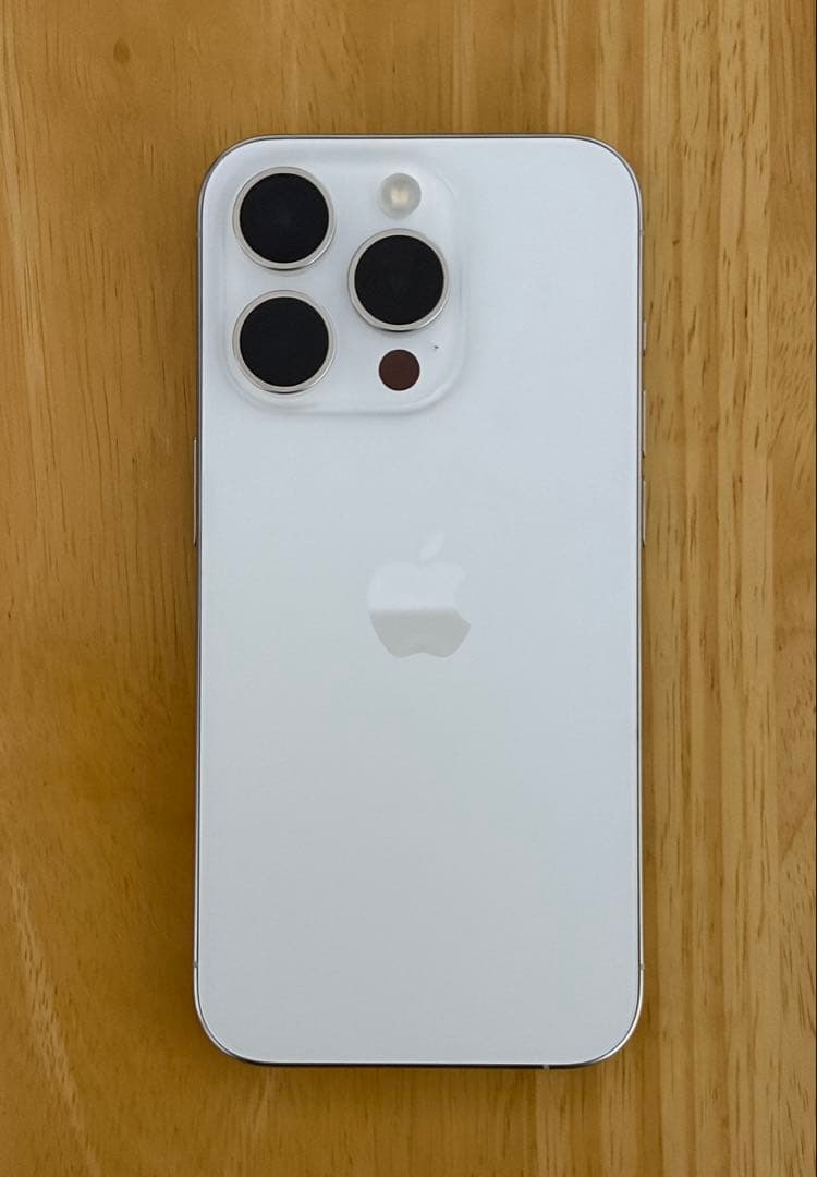 KUBOTA Apple iPhone 15 Pro ホワイトチタニウム iPhone 15 Pro 1TB - ホワイトチタニウム（SIMフリー）[整備済製品