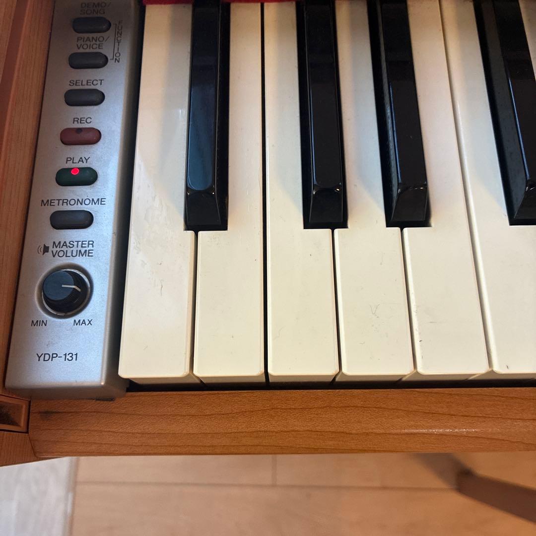 YAMAHAヤマハ電子ピアノ YDP-131 木目調 椅子 3ペダル付き - 鍵盤楽器