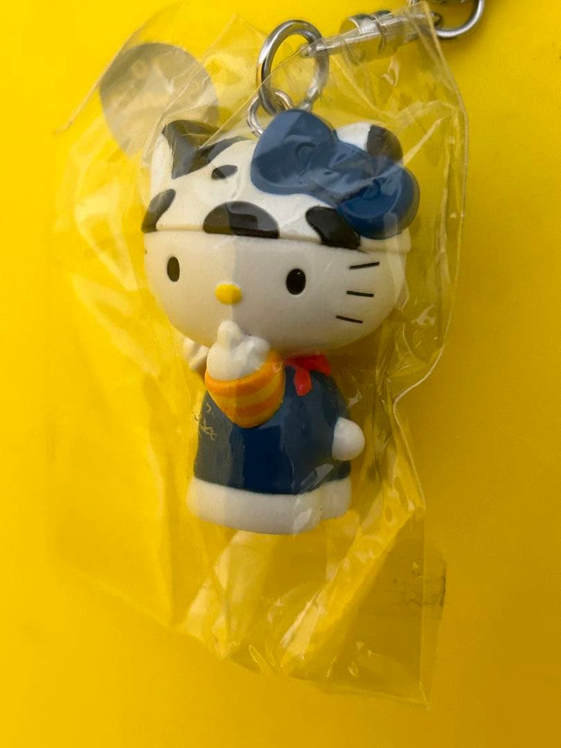 ご当地 ハローキティ 清里限定 マスコットキーホルダー ソフトクリーム