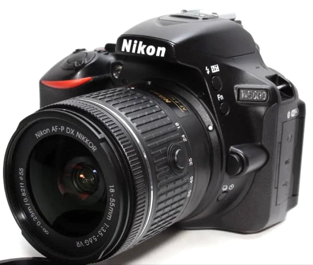 ❤️スマホとつながる最新一眼レフ❤️Nikon D5600 レンズキット