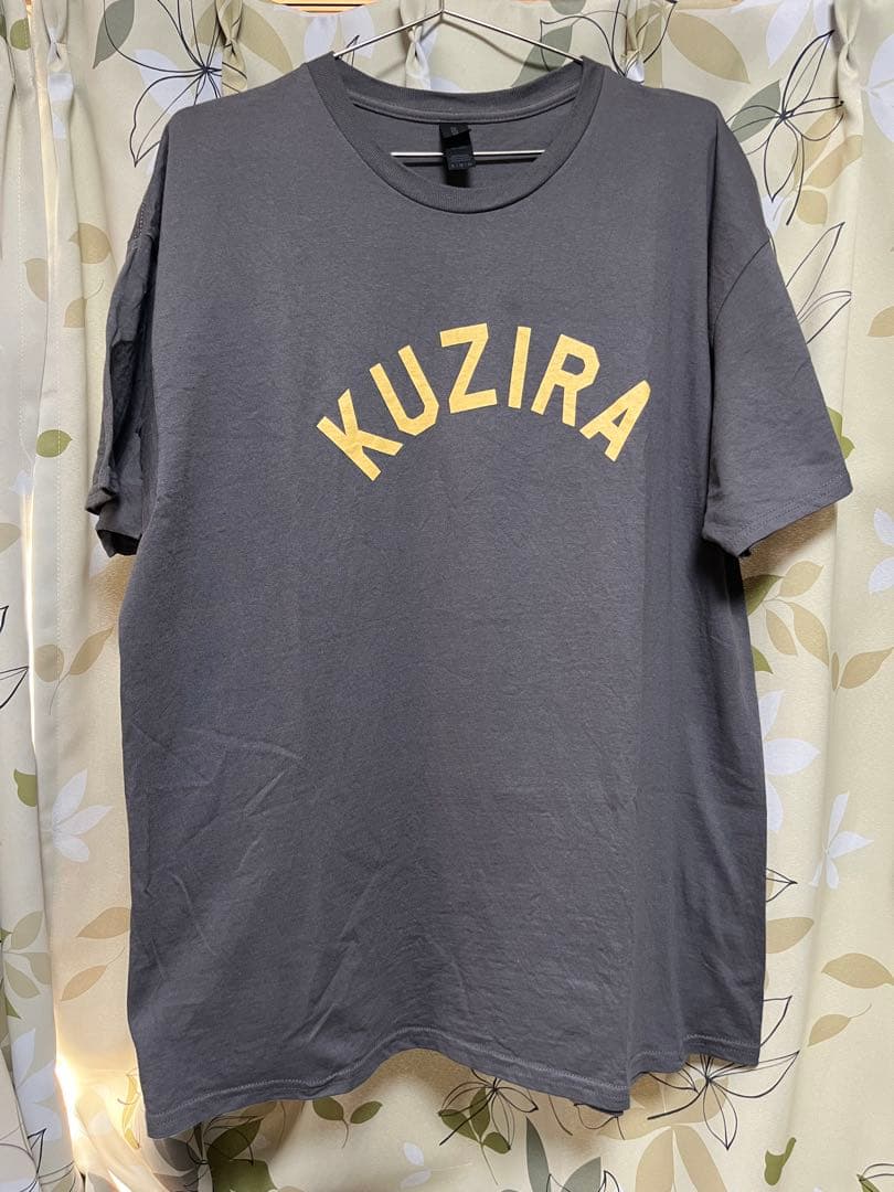 KUZIRA ロゴ Tシャツ XL チャコール - メルカリ