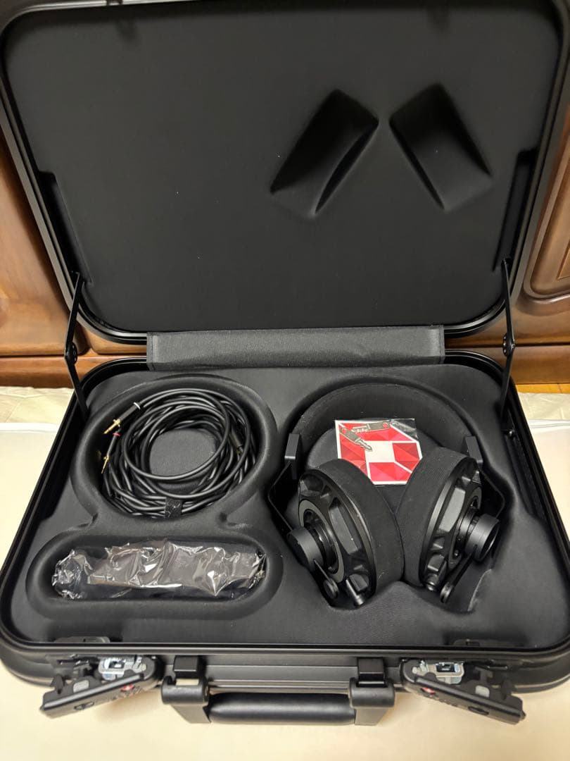 【値下げ】D7000 finalの平面磁界型ヘッドホン D7000｜final-イヤホン・ワイヤレスイヤホン・ヘッドホン｜final 公式