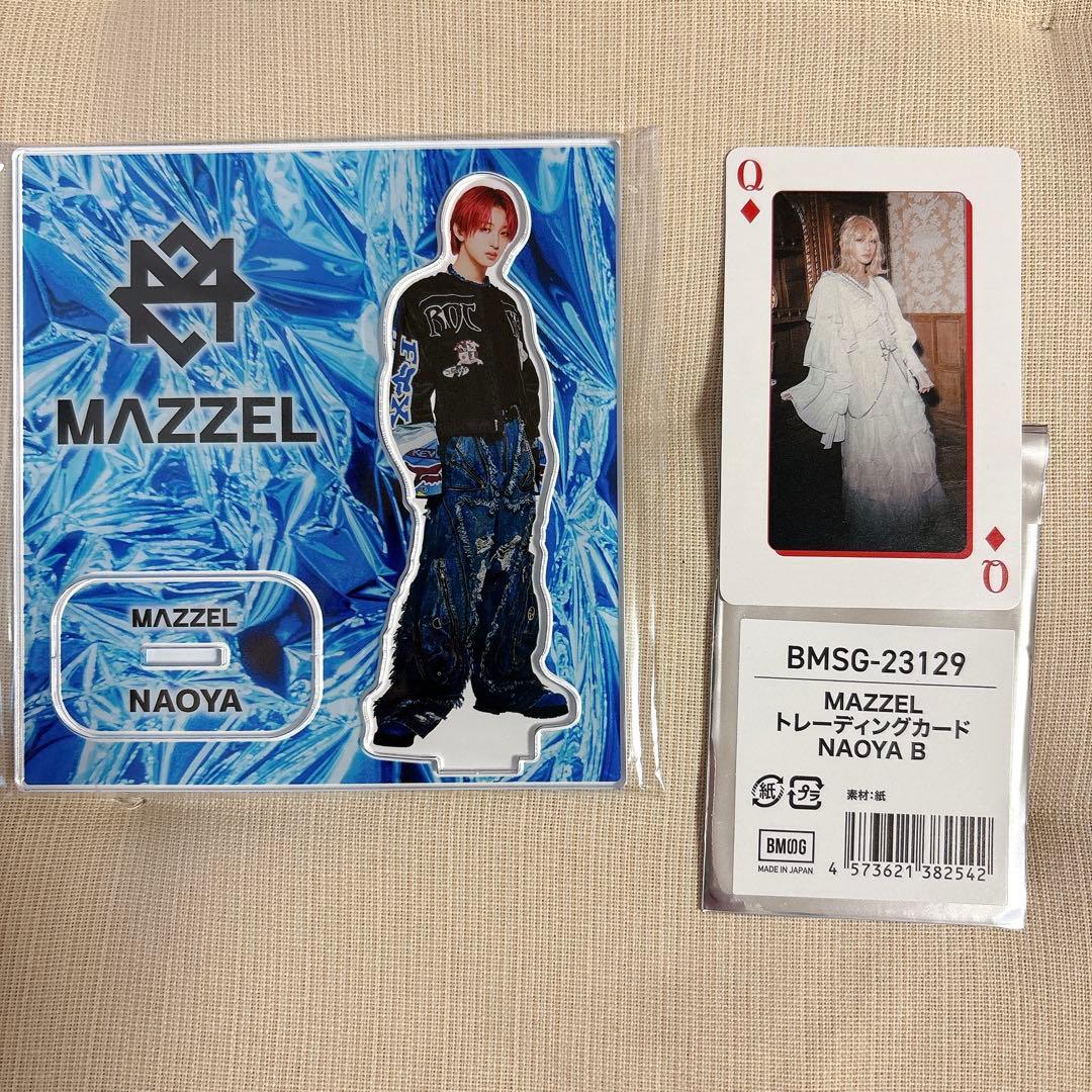 ナオヤ アクスタ、トレカBセット オンラインくじ mazzel - メルカリ