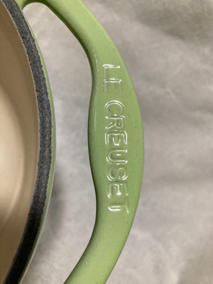 ル・クルーゼ ココットセンセーション 18㎝ キウイ