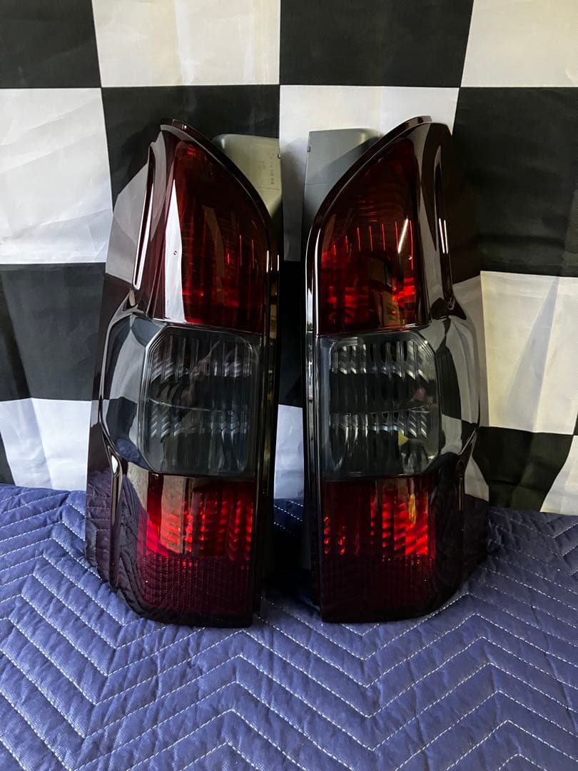 トヨタ 160 プロボックス純正テール サクシード 左右テールランプ