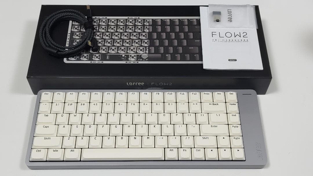 ☆特別限定カスタム☆LOFREE FLOW2グレー（84キー） × 静音ピンク軸