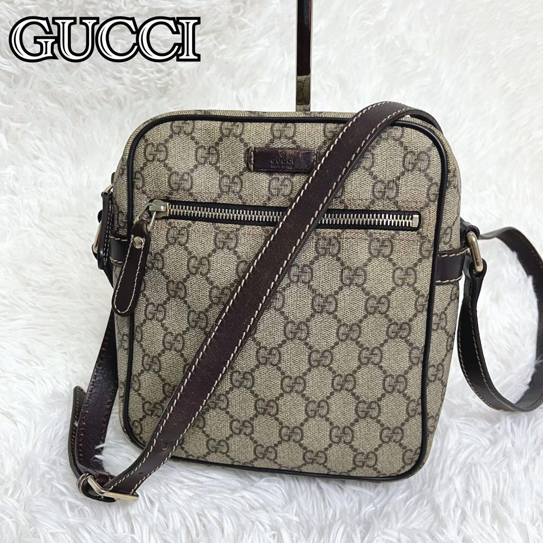 Randyビジュープレッピーカットショルダーワンピース