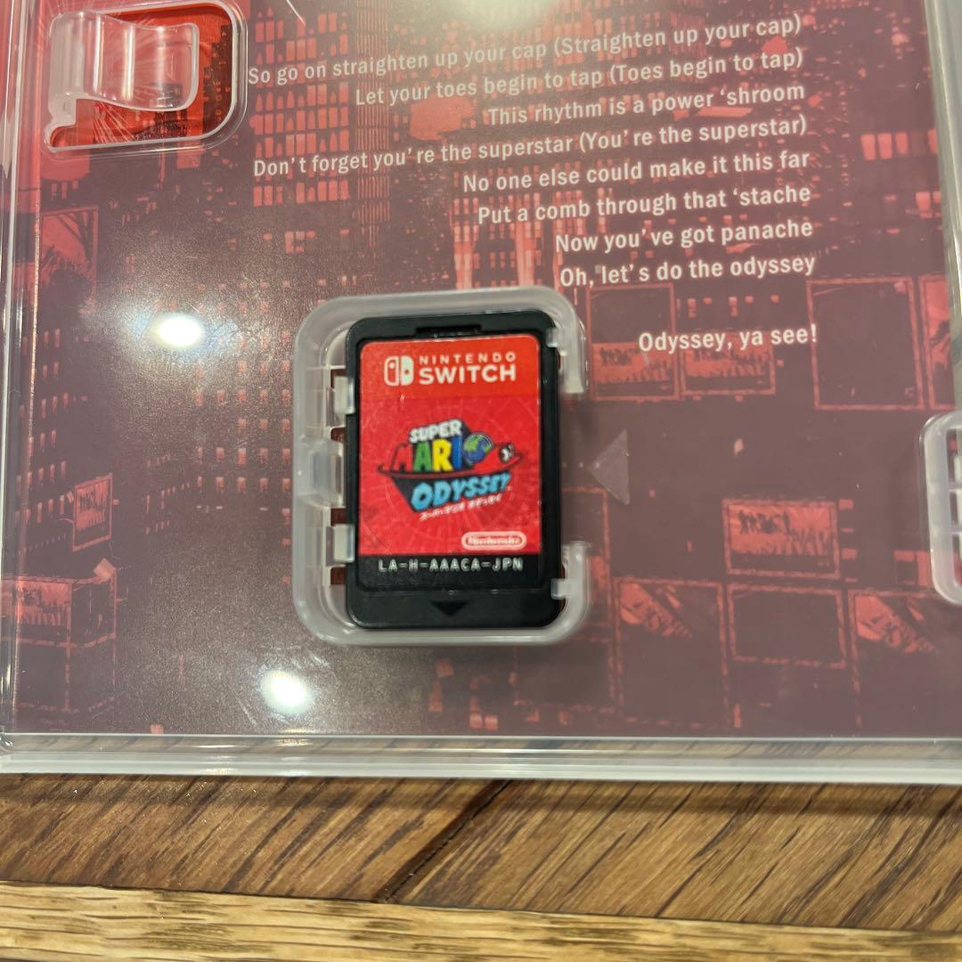 任天堂Switch本体・予備コントローラー2個・マリオオデッセイ他色々