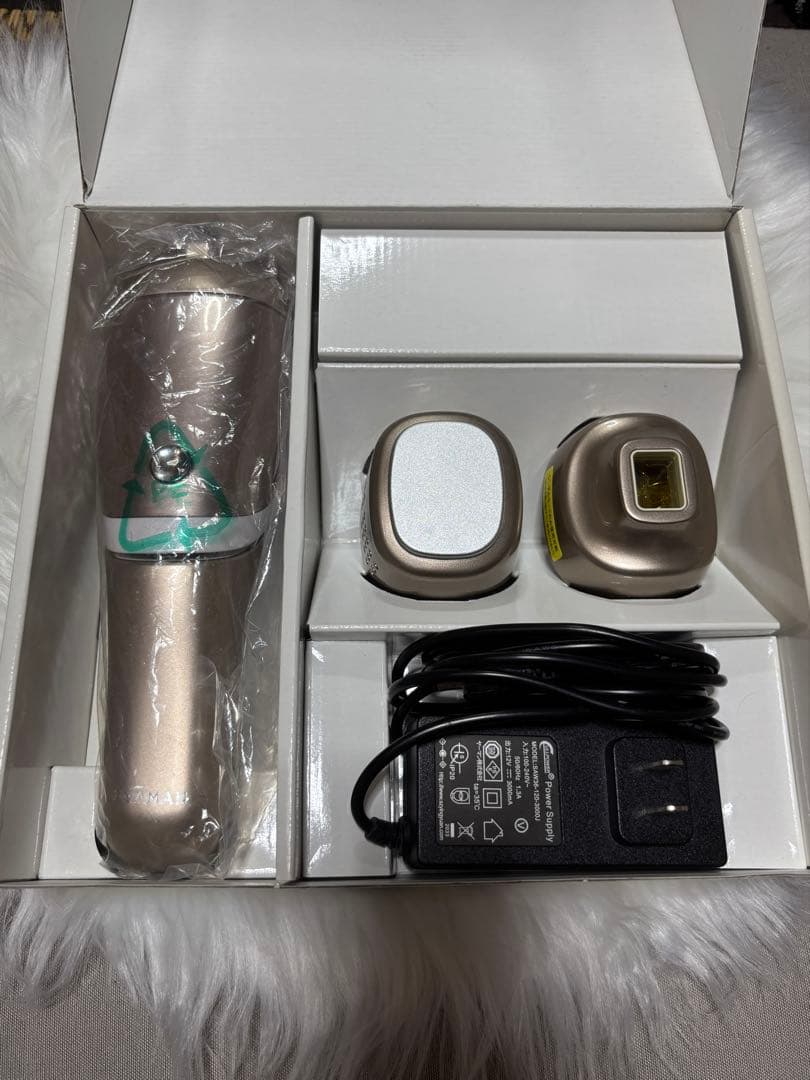 ヤーマン YAMAN 脱毛器 本体 + アタッチメント YA‐MAN（ヤーマン） 脱毛器・光美容器で人気のヤーマン ムダ毛