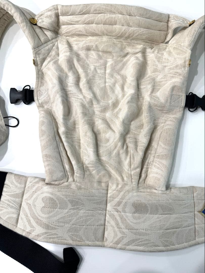 アーティポッペ 抱っこ紐 ザイガイスト アーガス・オート (リネン