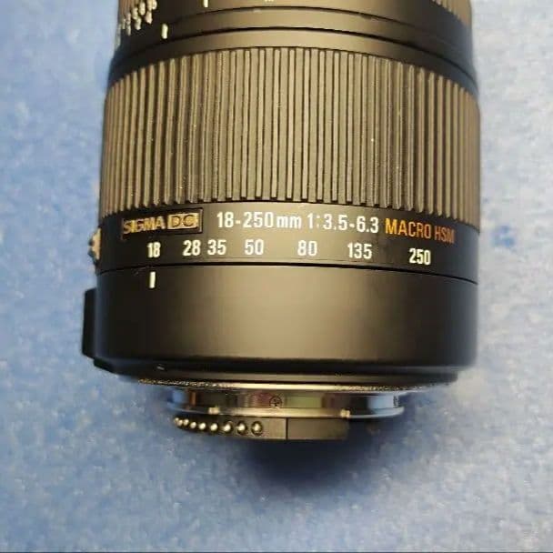 レンズ(ズーム) Sigma 18-250mm f3.5-6.3 dc macro os hsm