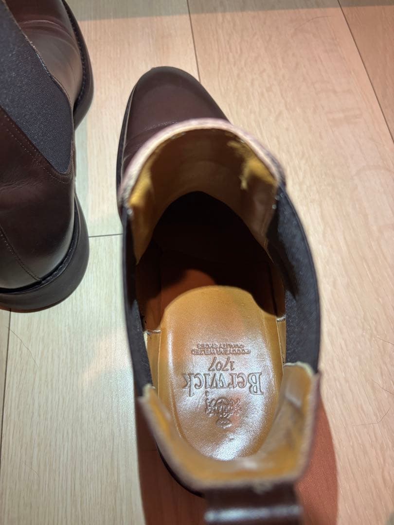 美品【Berwick】 UK7 26cm 376 LAVIDB ブラウン - メルカリ