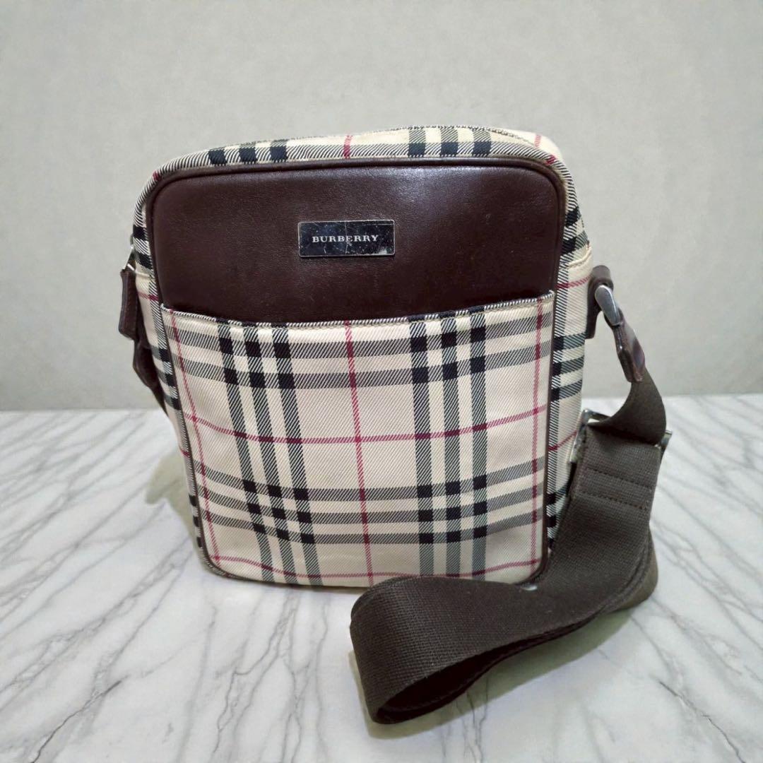大人気！BURBERRY バーバリー ノバチェック ショルダーバッグ