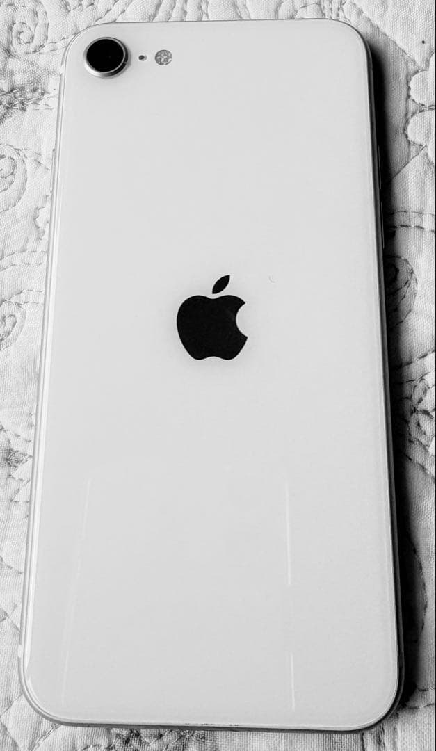 即発送】iPhone SE 第2世代 64GB ホワイト SIMフリー - メルカリ