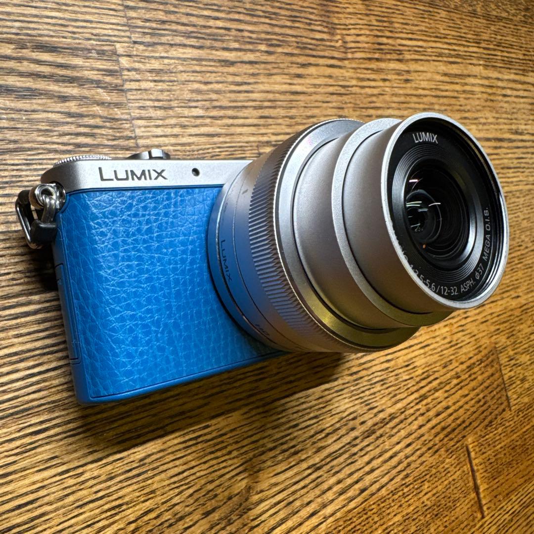 LUMIX DMC-GM1S、G VARIO 12-32mm/F3.5-5.6