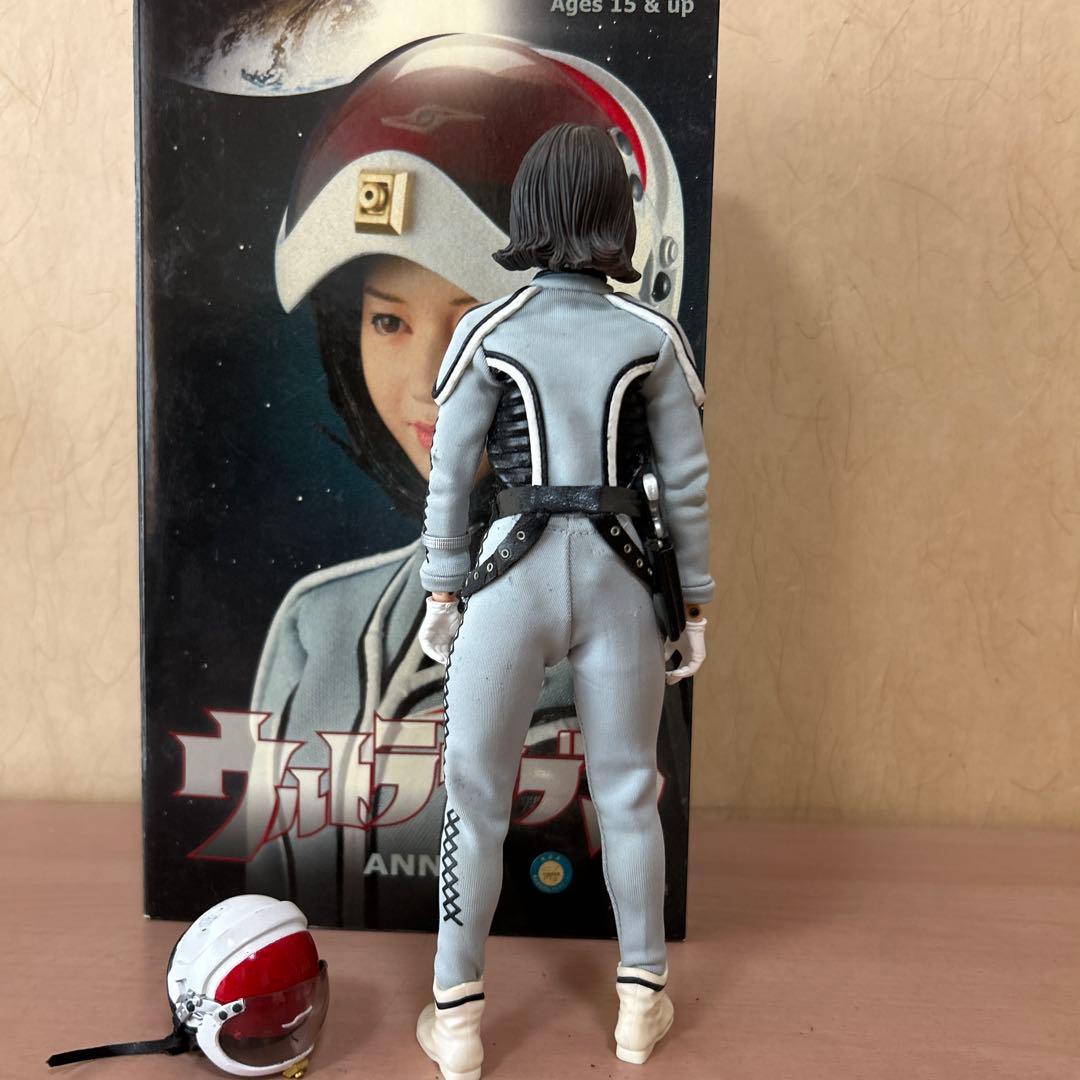 ウルトラセブン アンヌ隊員 フィギュア RAH - メルカリ